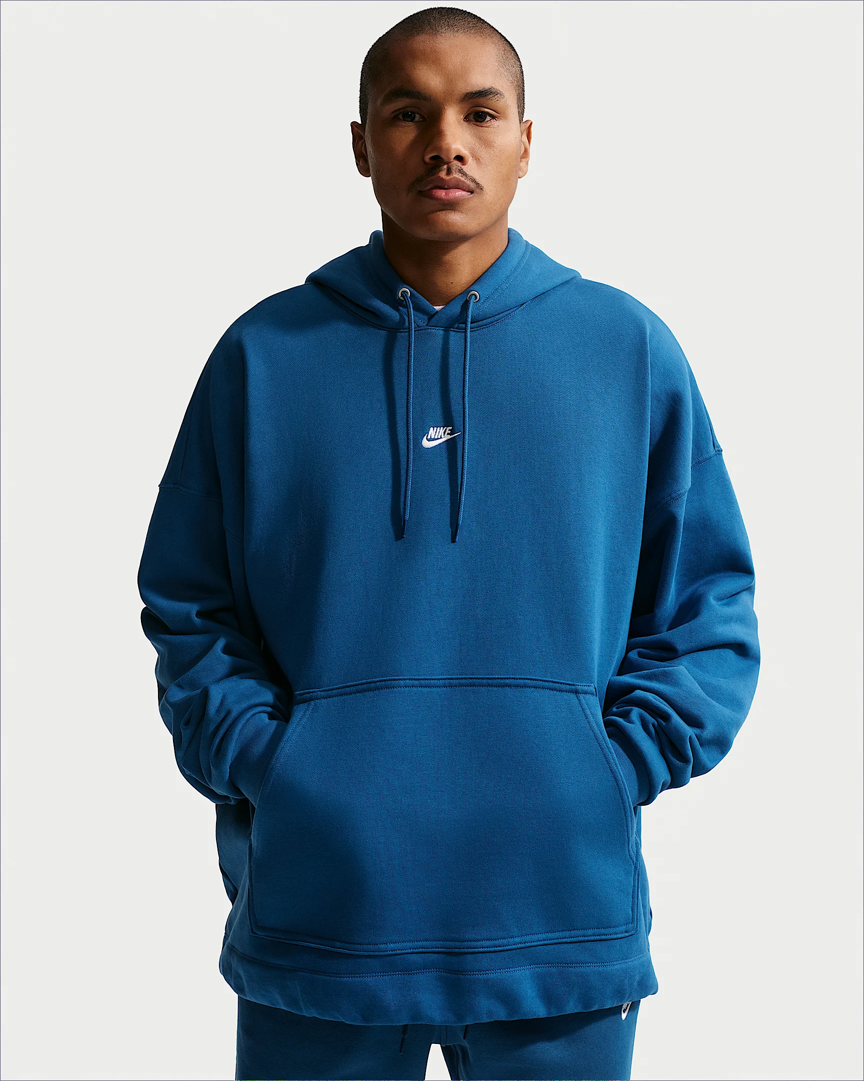 Nike Sportswear Club Men's Oversized French Terry Pullover Hoodie - 1