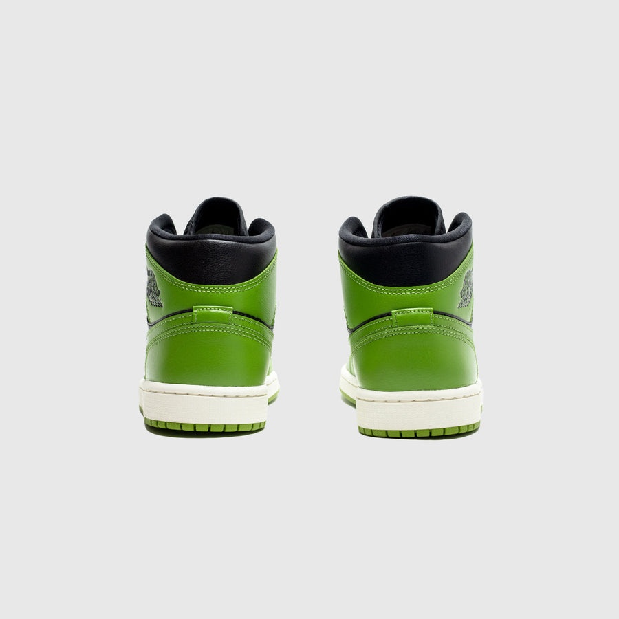 WMNS AIR JORDAN 1 MID SE "ALTITUDE GREEN" - 4