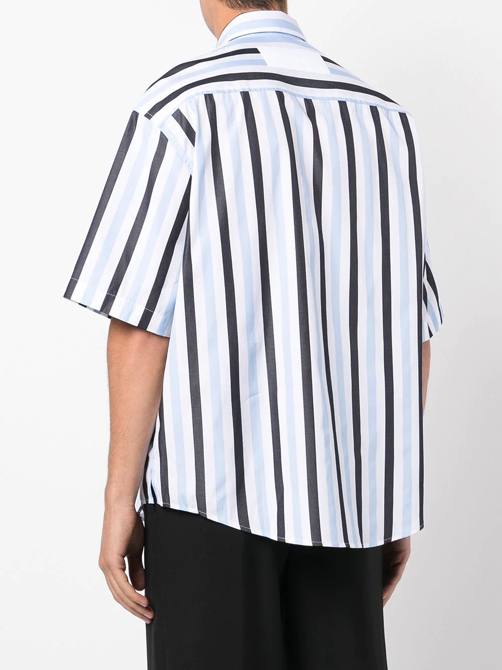 striped short-sleeved shirt - 5