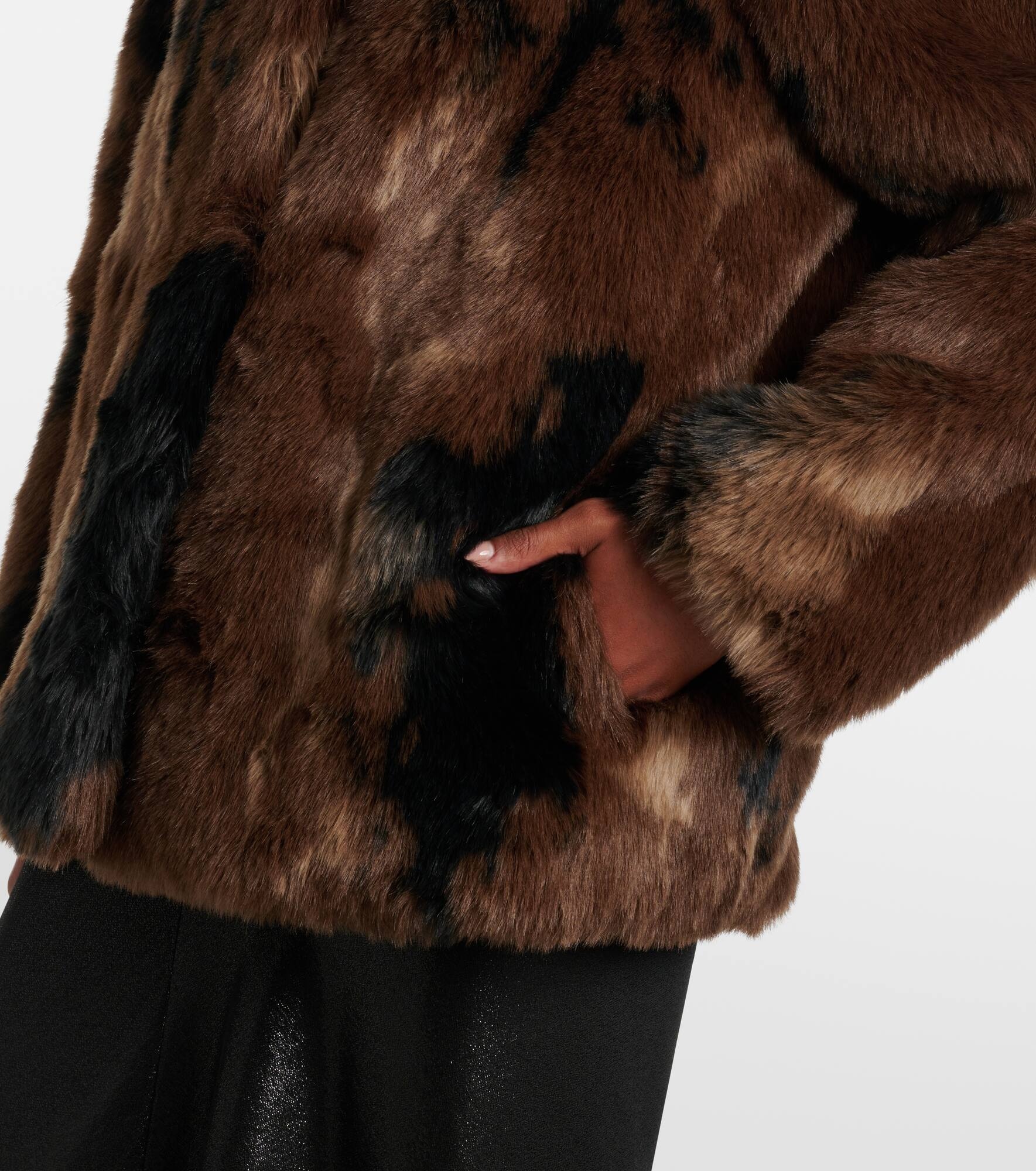 Faux fur jacket - 5