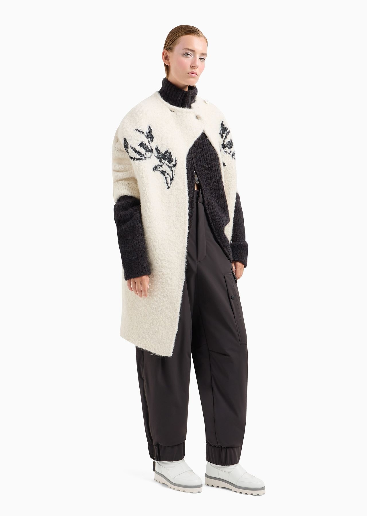 Alpaca, wool and silk coat with floral inlay - 4