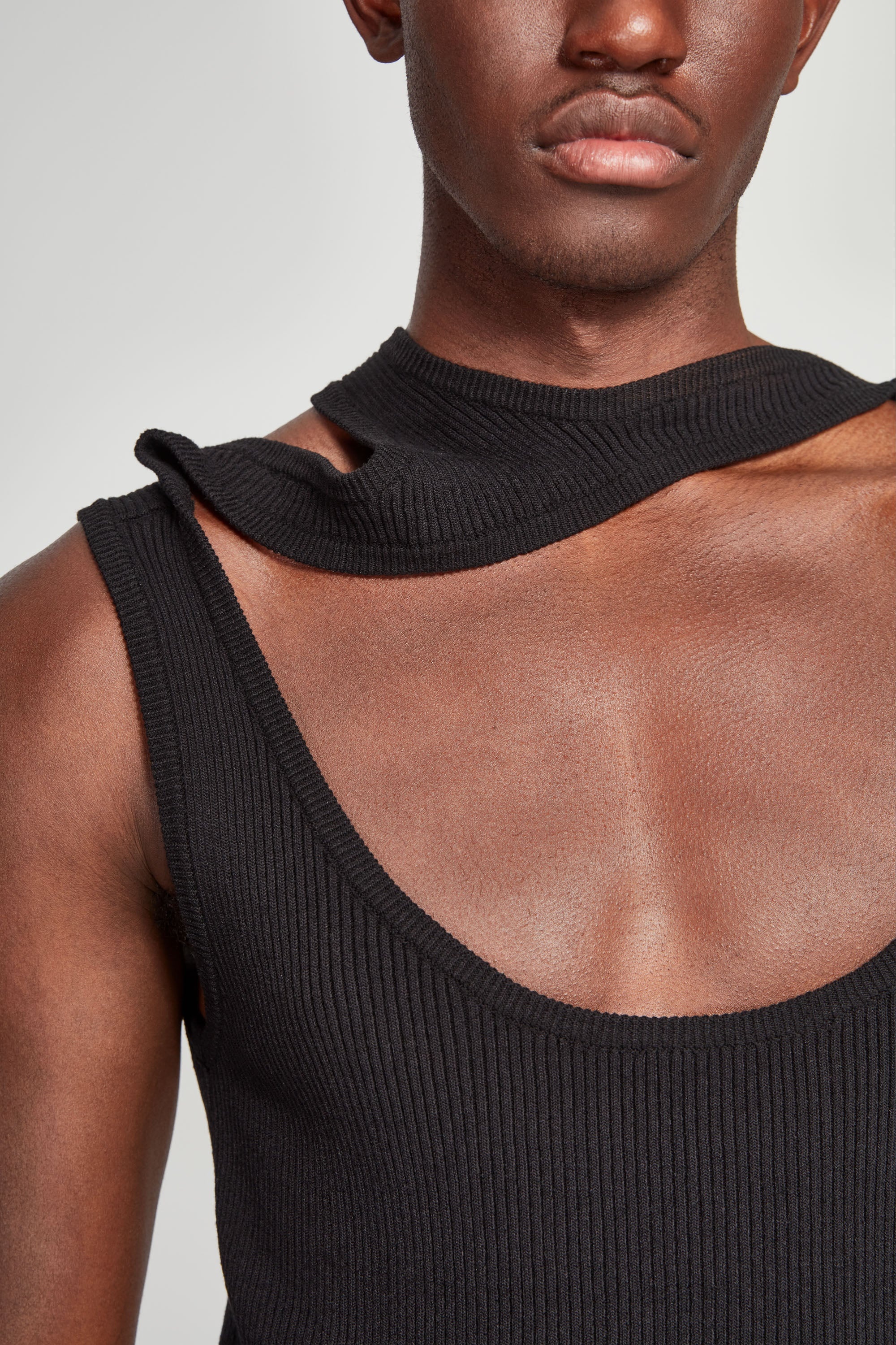 Classic Triple Collar Knit Tank Top - 9