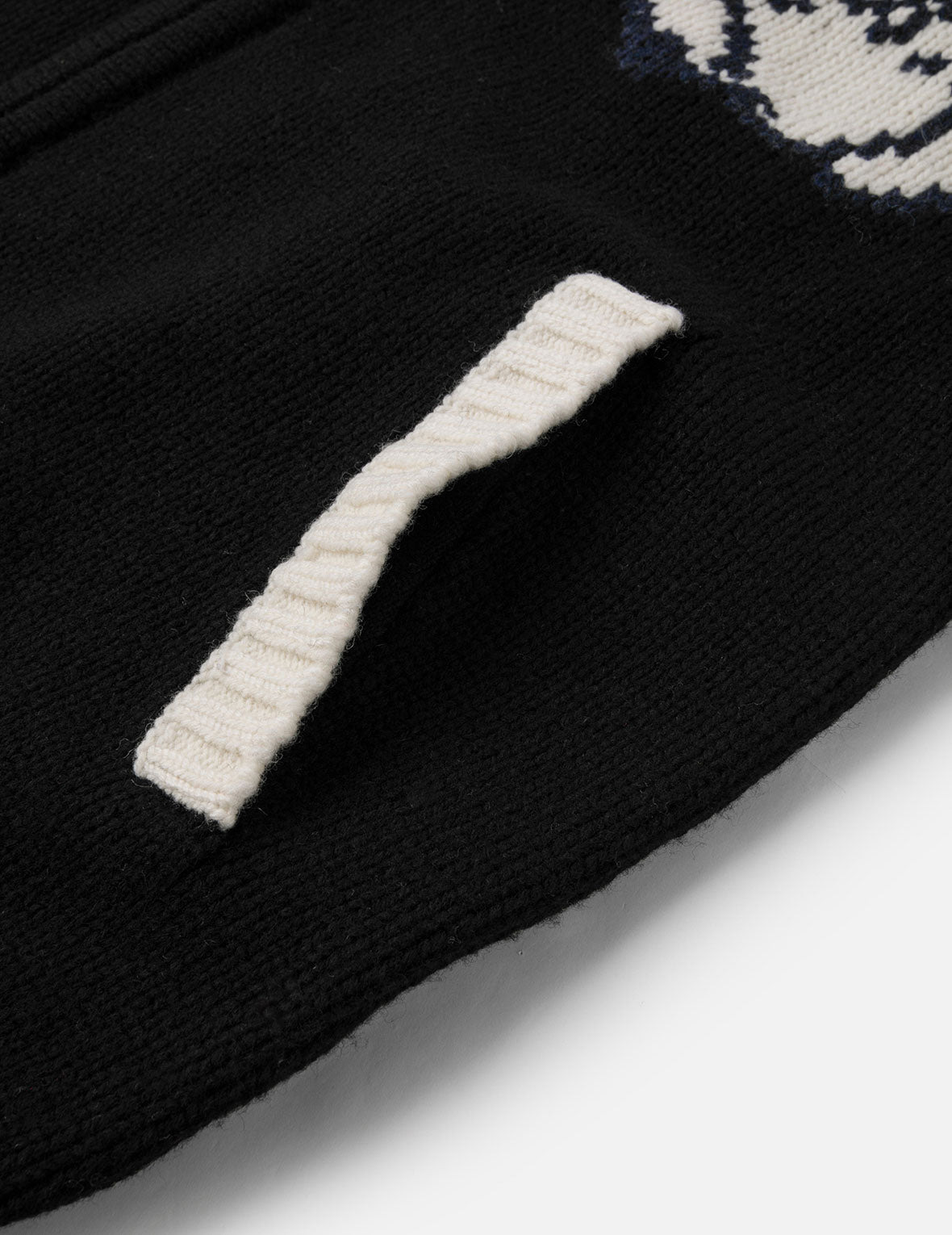Henohenomohe Godhead Intarsia Knit Relax Fit Cardigan - 11