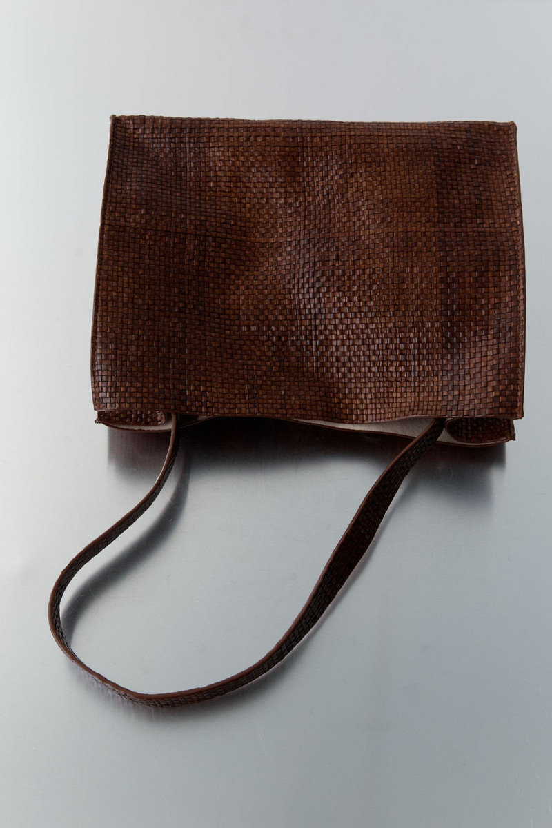 ST. AGNI PRE-ORDER: Woven Minimal Mini Tote - Antique Tan outlook