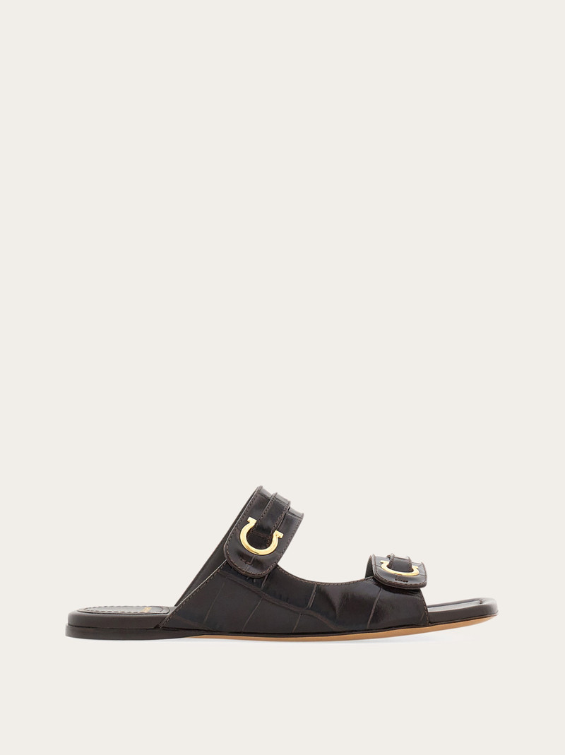 Gancini ornament slide 1