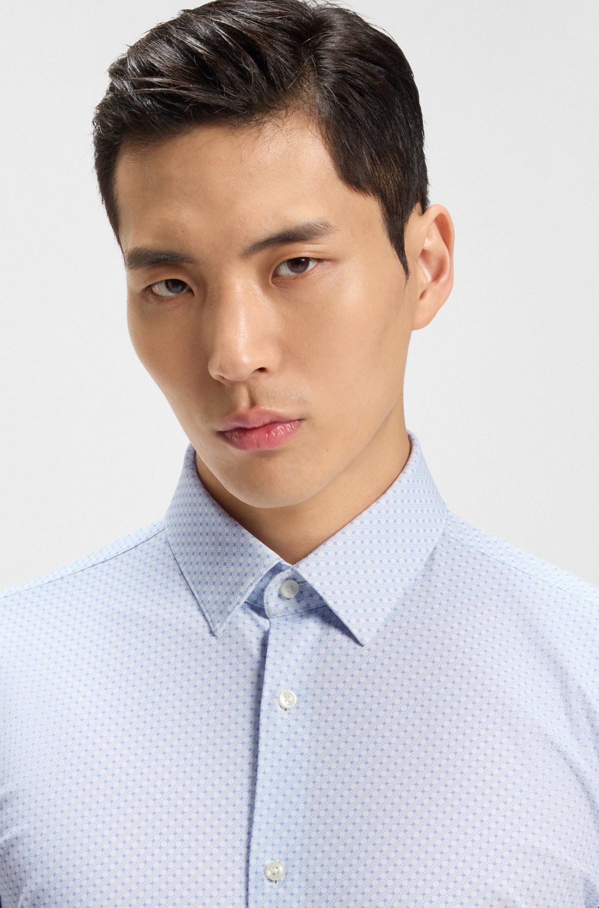SLIM-FIT SHIRT IN PRINTED PERFORMANCE-STRETCH JERSEY - 3
