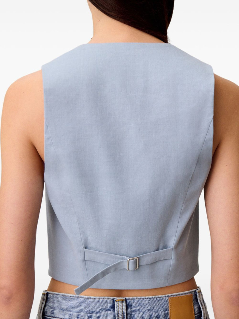 buttoned vest 5
