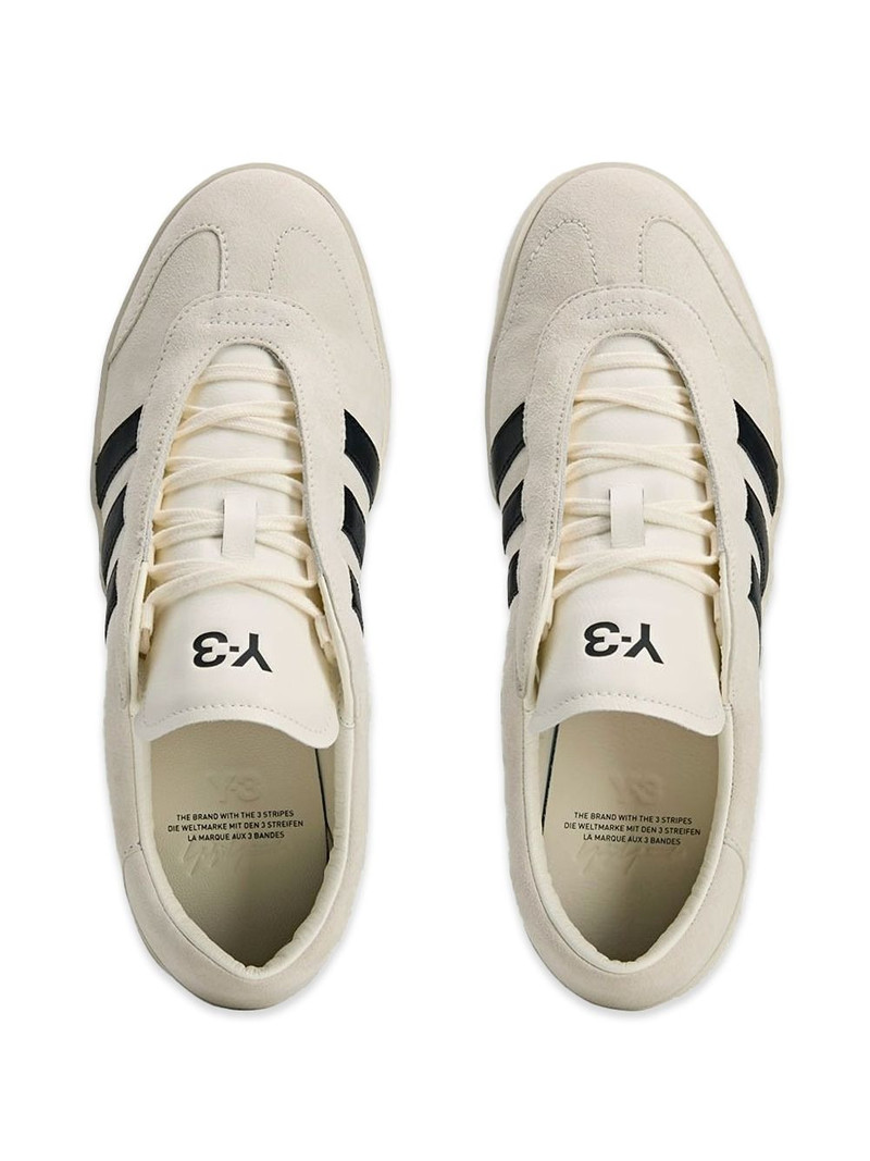 Y-3 Gazelle logo sneakers outlook