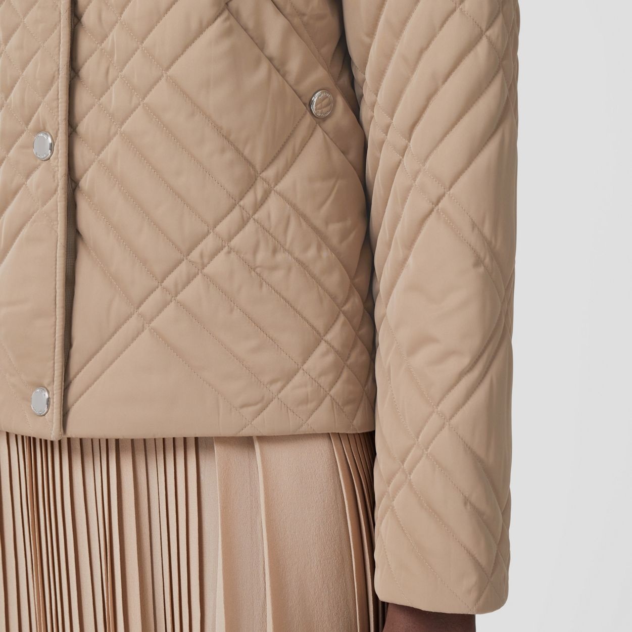 Logo Detail Lightweight Quilted Jacket - 5