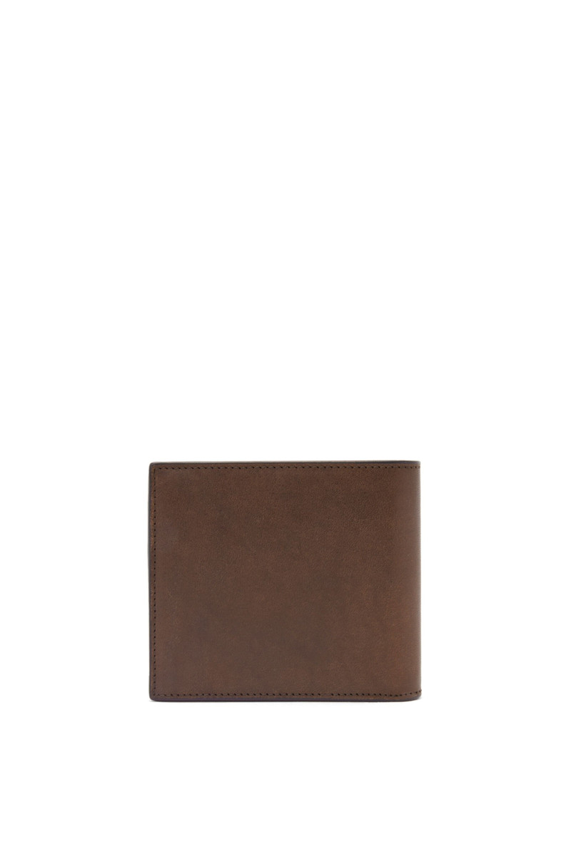 Bifold coin wallet in vegetable-tanned calfskin 4