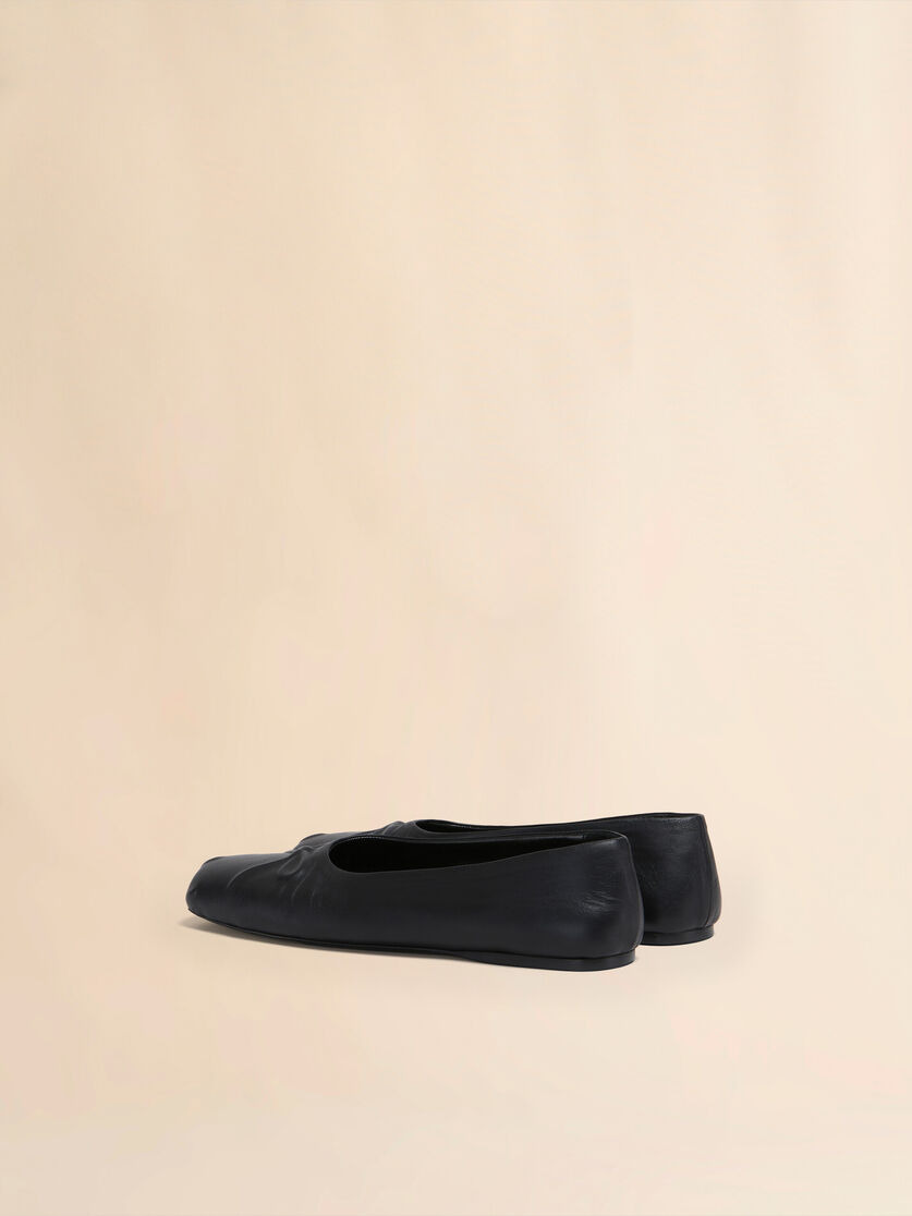 BLACK LEATHER SEAMLESS BALLET FLAT - 3