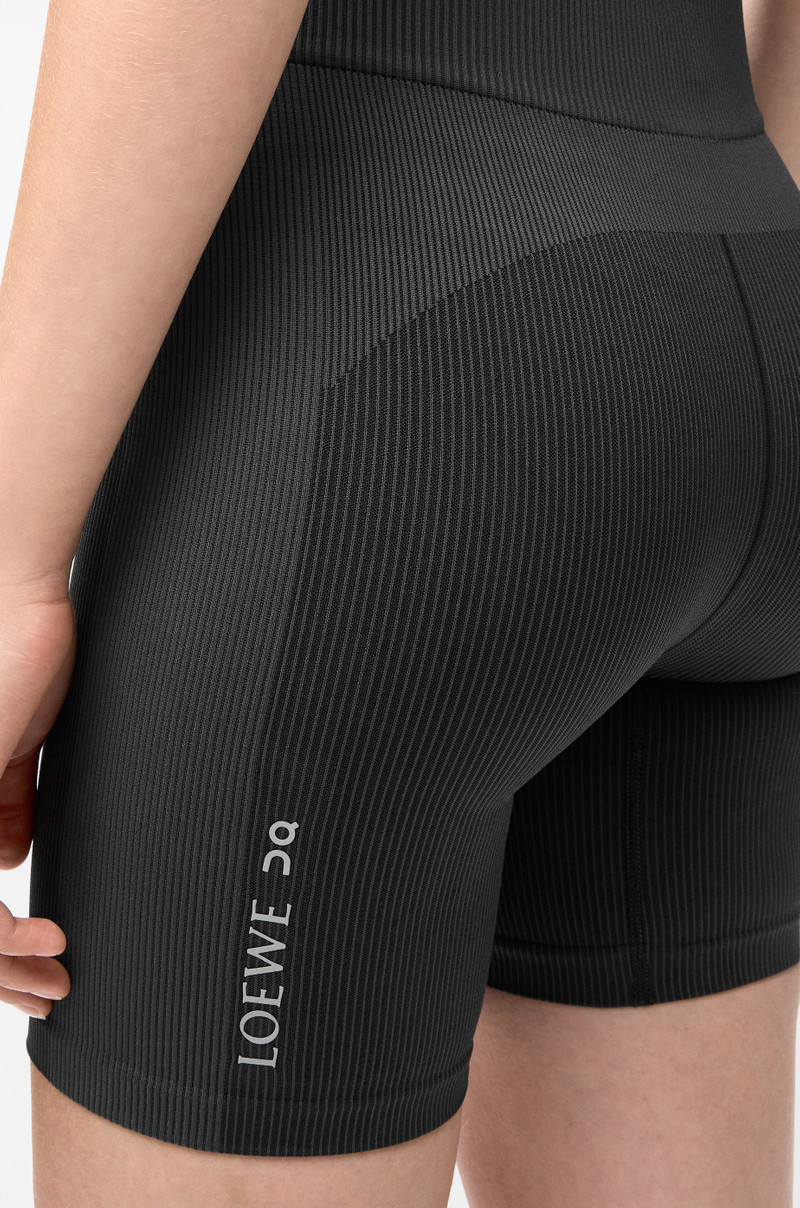 Seamless shorts in technical jersey 5