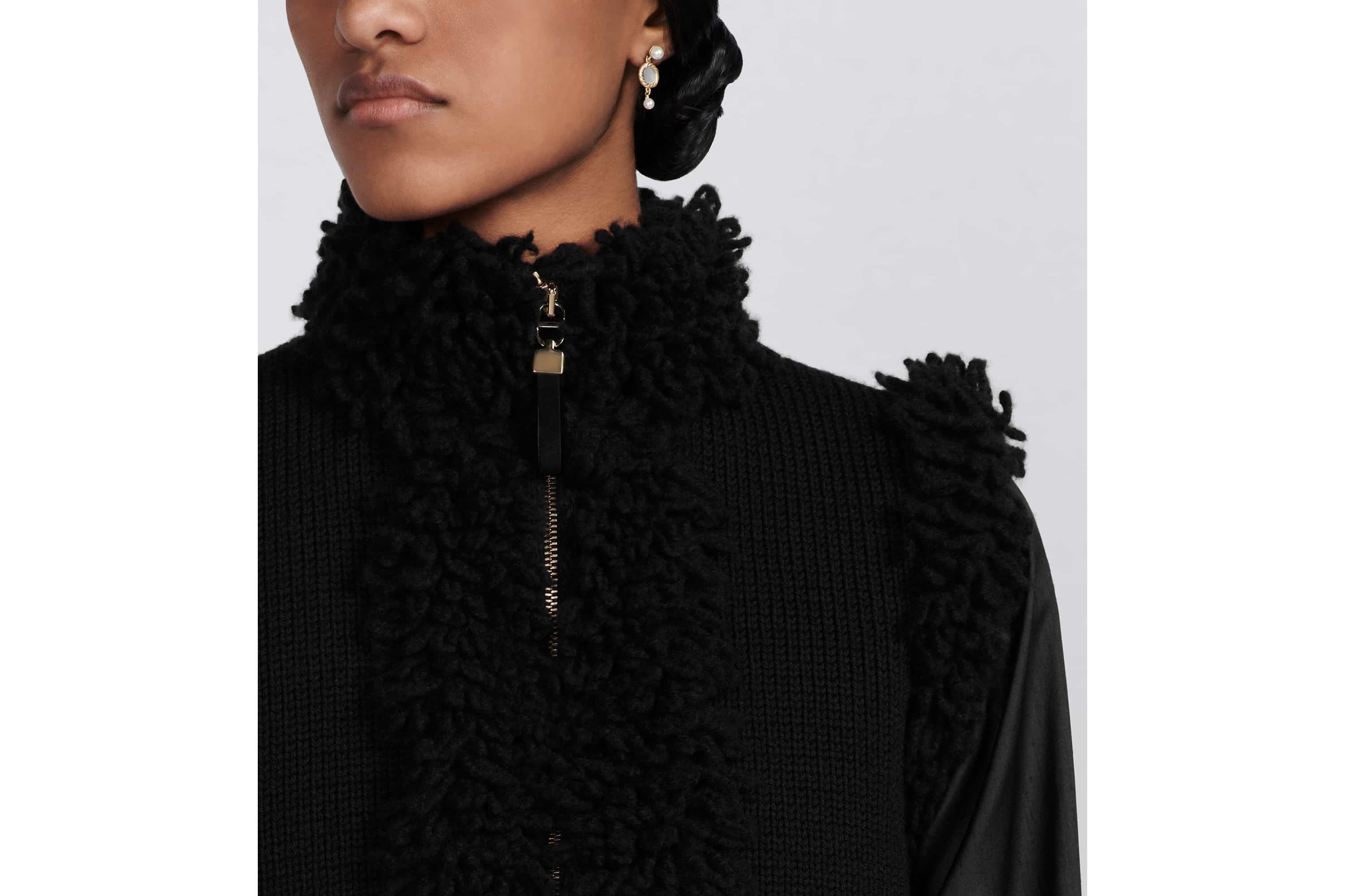 Sleeveless Knit Jacket - 7