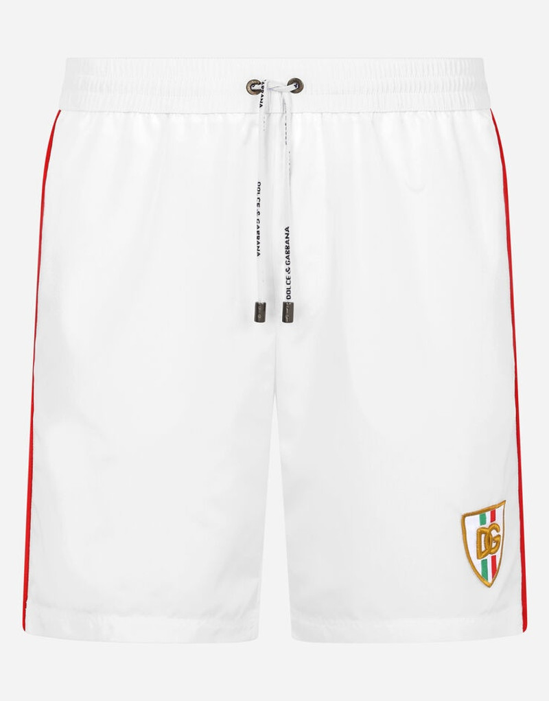 Mid-length swim trunks with DG patch 2