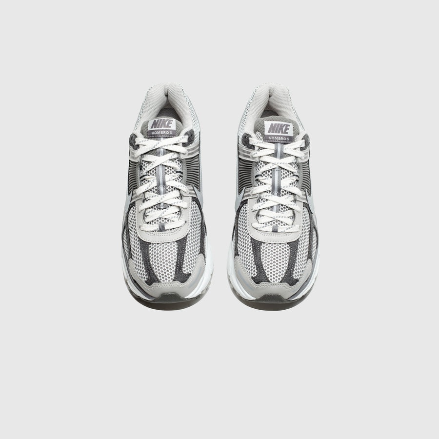 NIKE ZOOM VOMERO 5 PRM "LIGHT IRON ORE" - 3