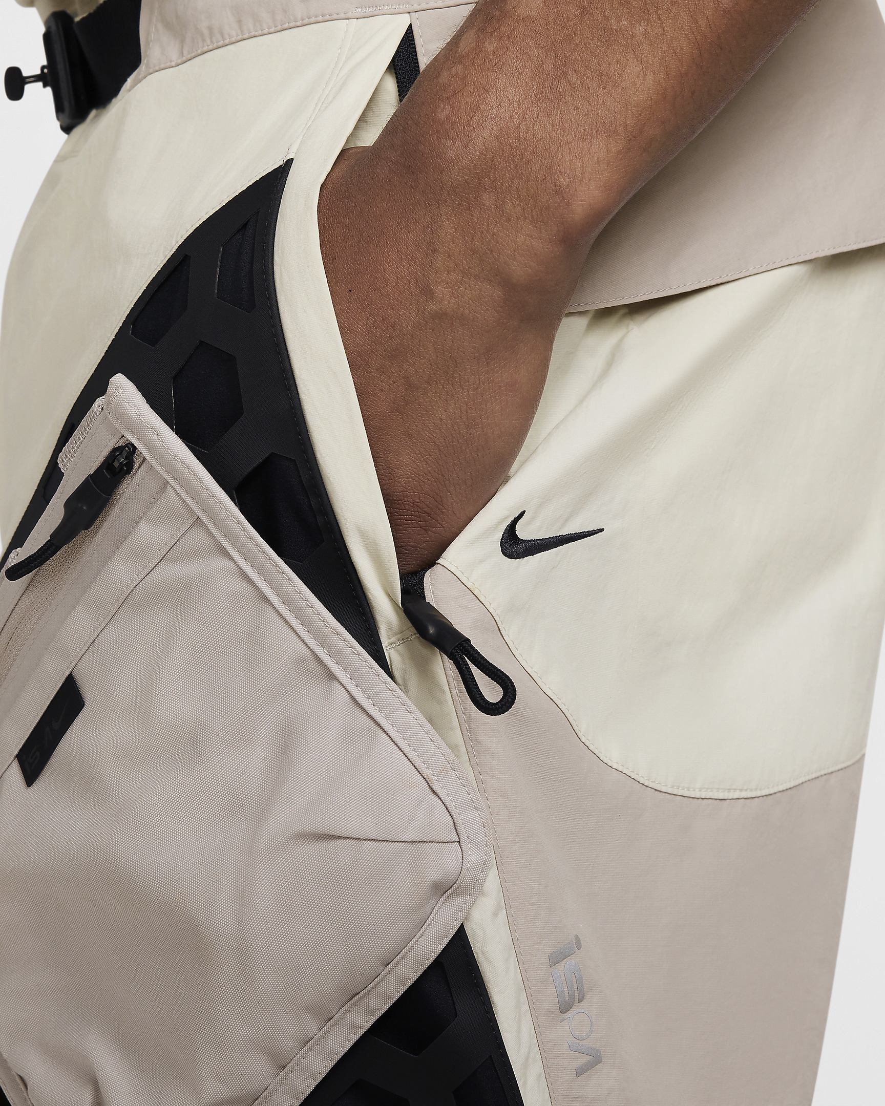 Nike ISPA Shorts - 6