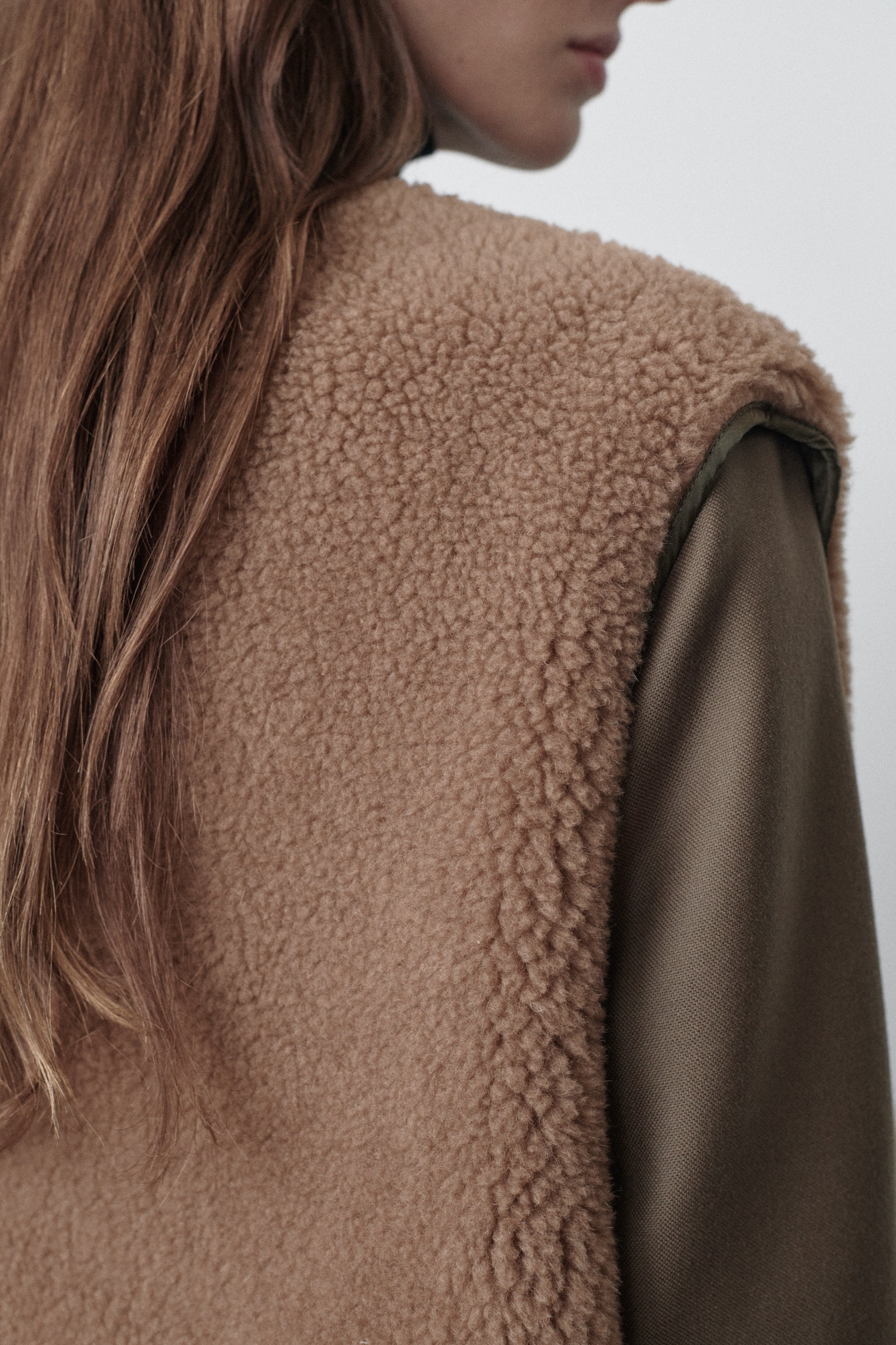 Beyzita Vest in Camel Hair and Silk - 4