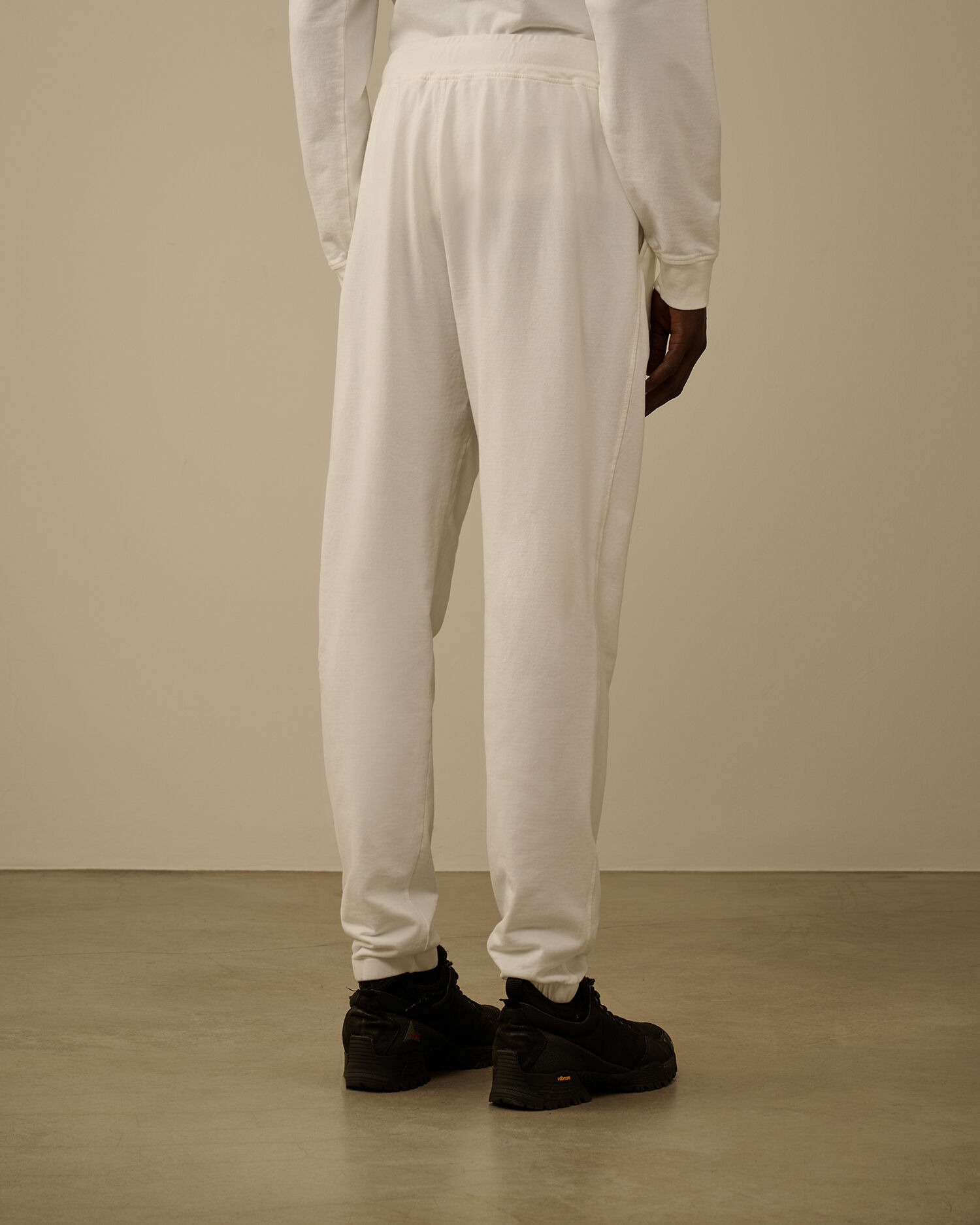 Light Fleece Lens Sweatpants - 4