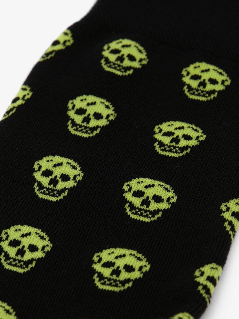 Short Skull Socks in Black - 2