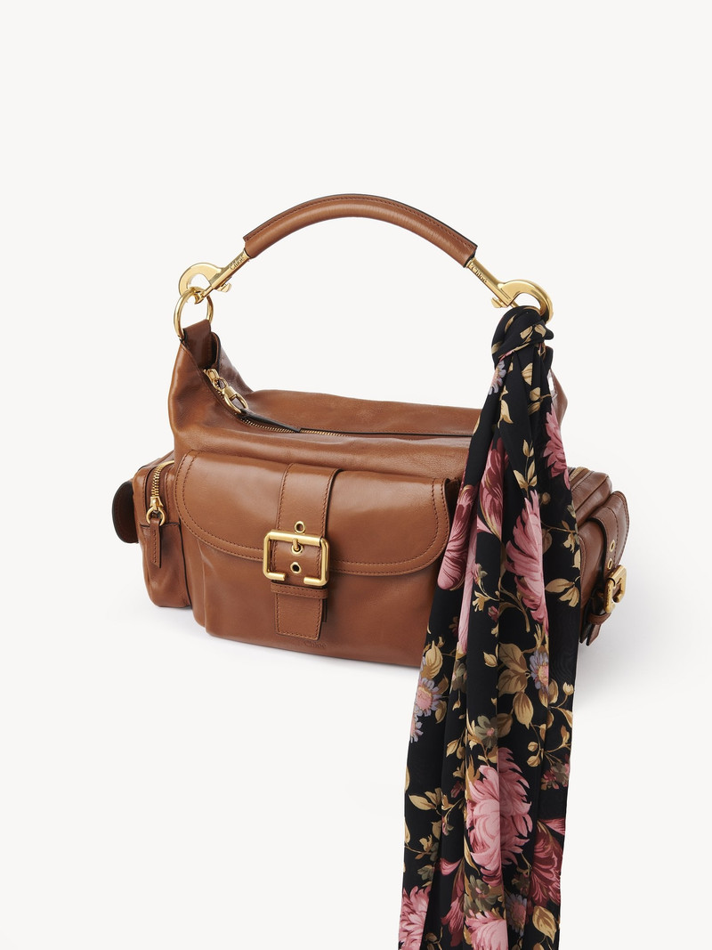 THE CHLOÉ PEONIES WIDE BANDEAU SCARF IN SILK CHARMEUSE 4