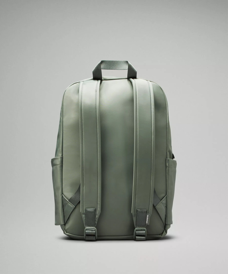 Everywhere Backpack 22L 3