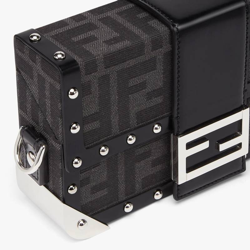 Baguette Trunk Mini 5