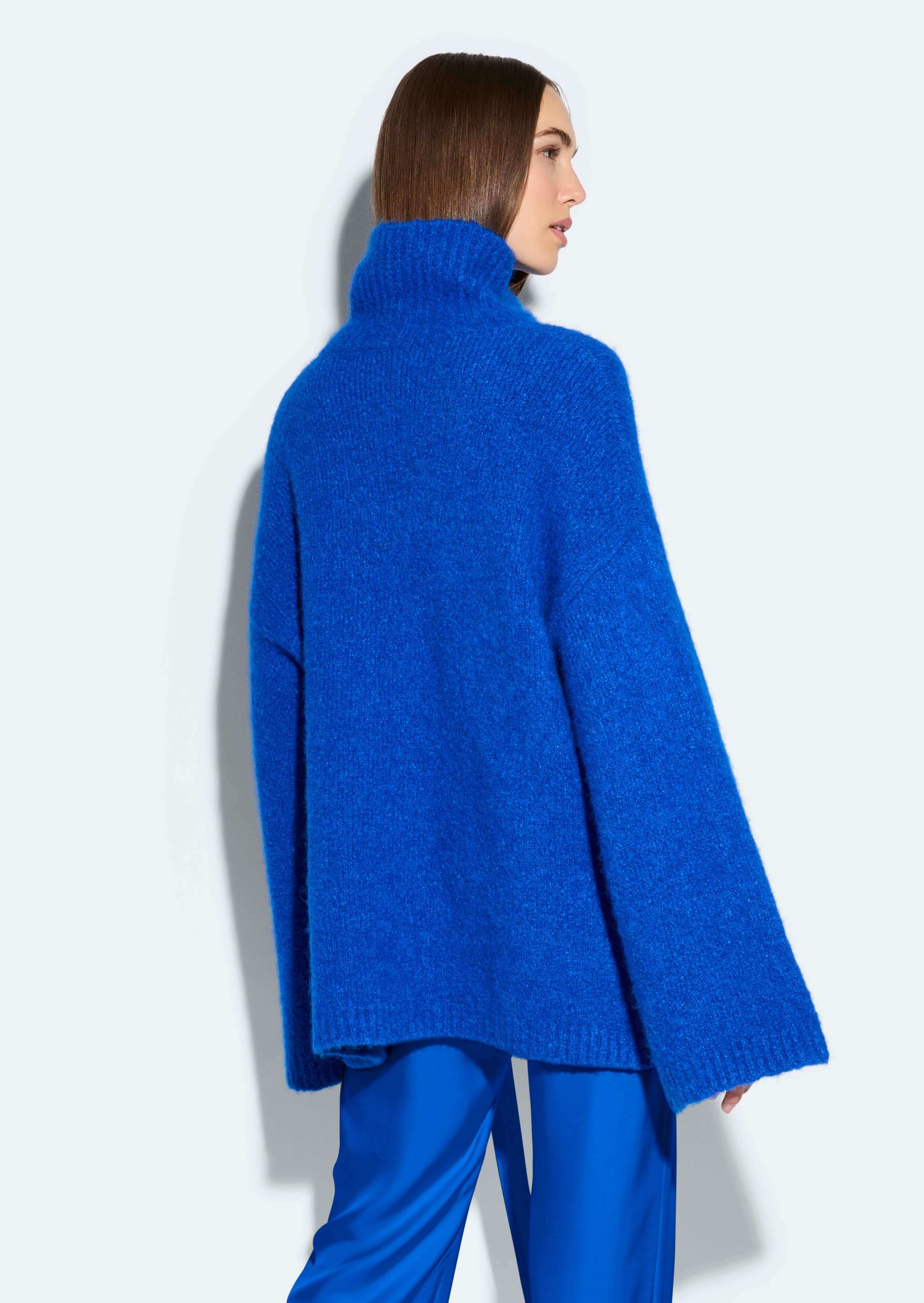 Alpaca Silk Oversized Turtleneck Sweater - 3