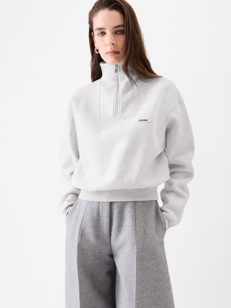 JACQUEMUS The Gros Grain zipped-rollneck sweatshirt outlook