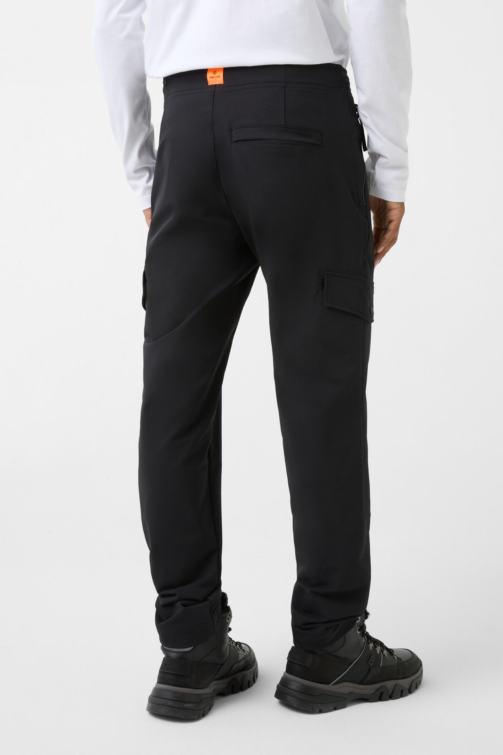 Aidan Softshell functional pants in Black - 3