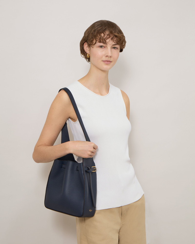 Mulberry Small Lyra Bucket
Night Sky Heavy Grain outlook