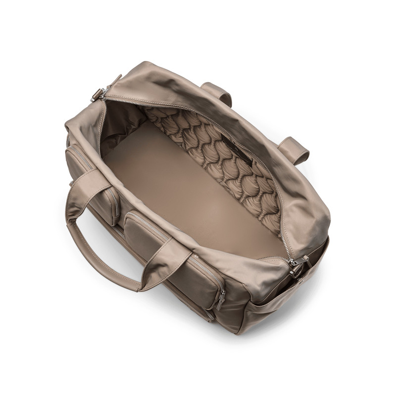Carrier Utility Weekender 8