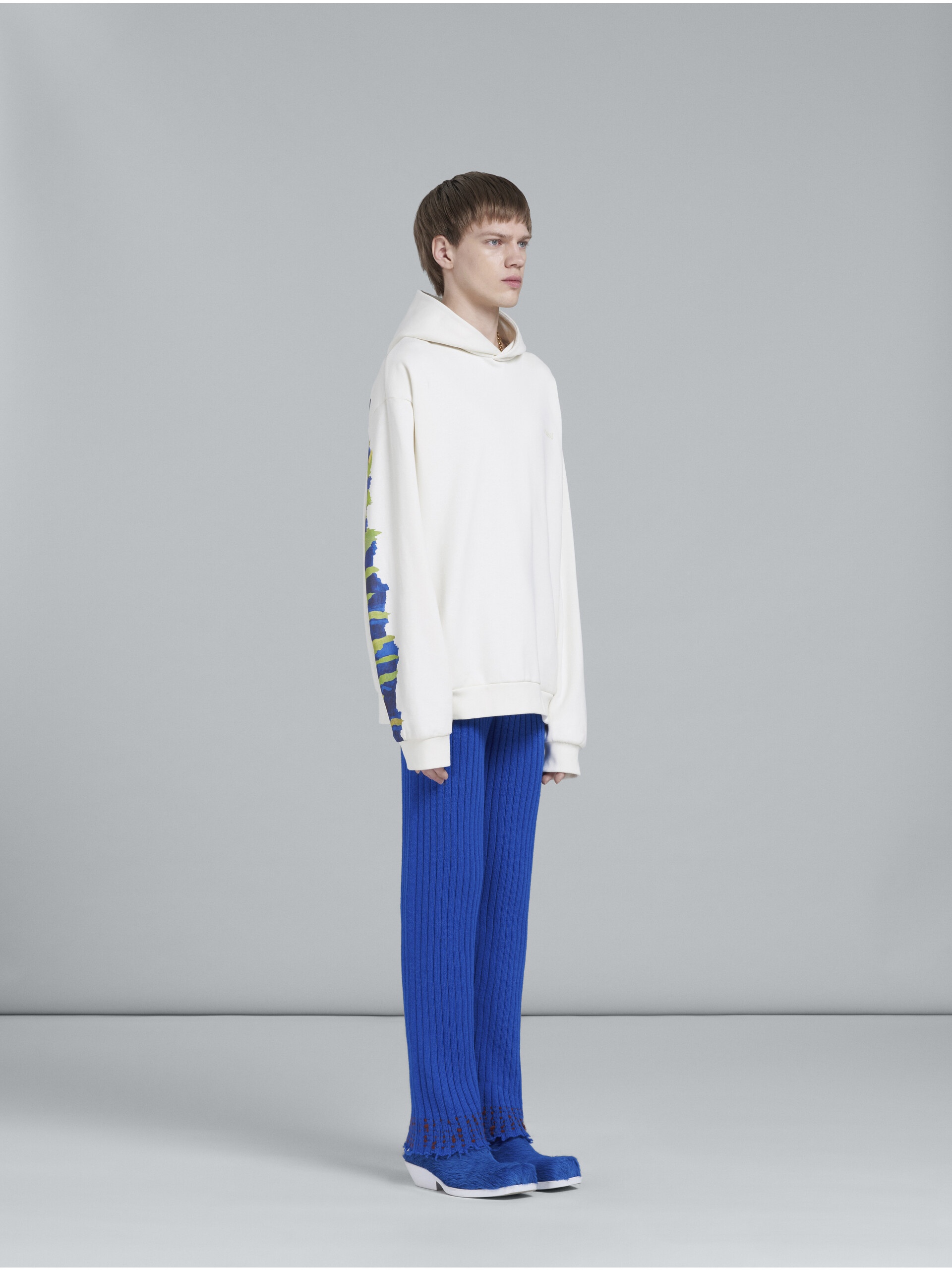 WHITE HOODIE WITH BACK PRINT - 5