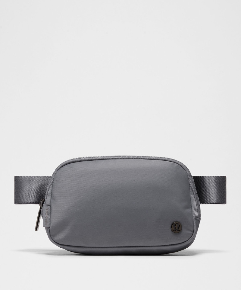 Everywhere Belt Bag with Long Strap 1L 1