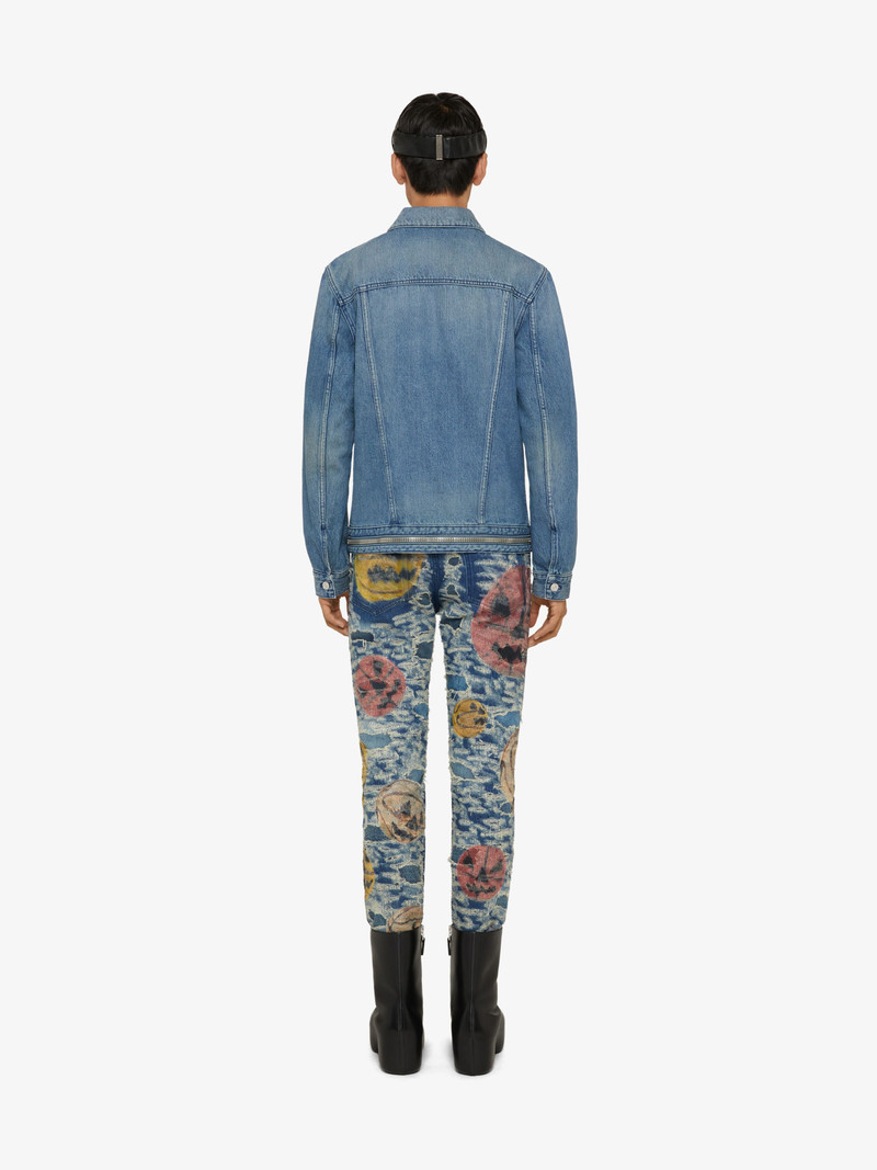 SLIM FIT JEANS IN DESTROYED DENIM WITH CERAMICS PRINTS 4