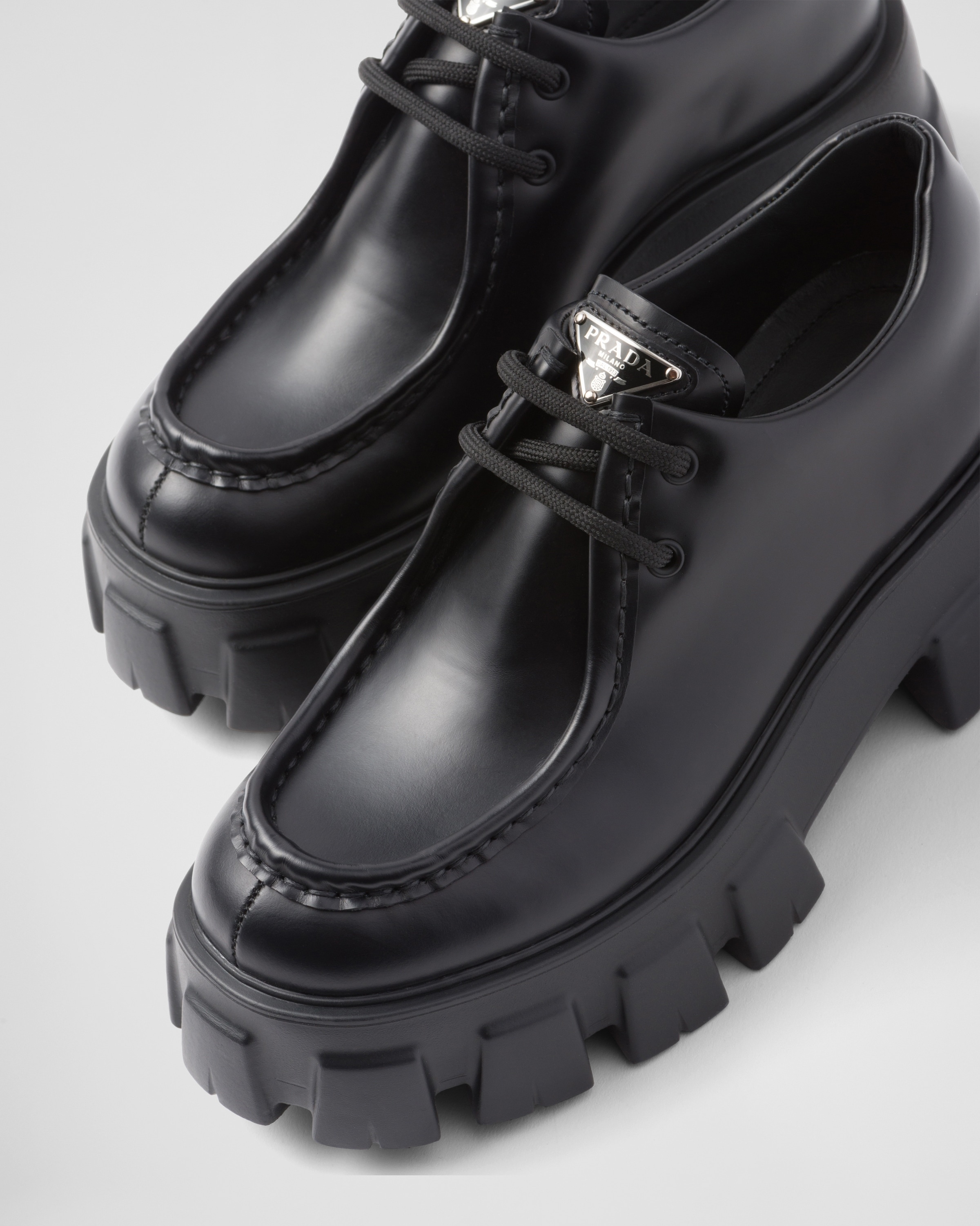 23AW☆【PRADA】Monolith brushed leather lace-up shoes Prada Monolith Brushed Leather Lace-Up Shoes | Saks Fifth Avenue