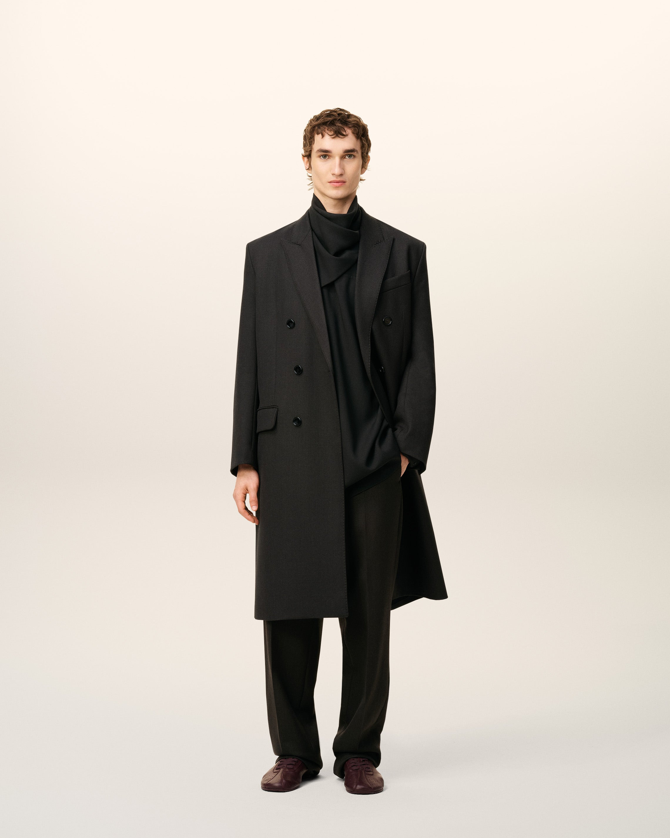 BLACK WOOL DOUBLE BREASTED STRAIGTH COAT - 2