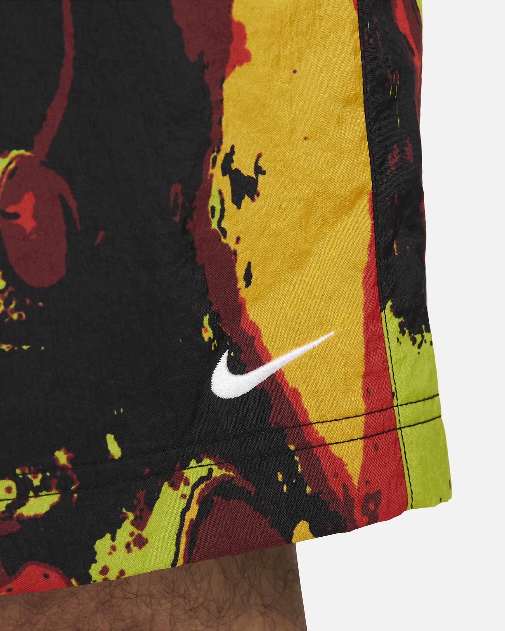 Nike "Huarache Frog" Woven Shorts - 5