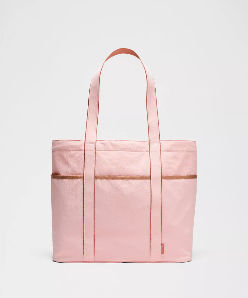 Daily Multi-Pocket Tote Bag 20L 3