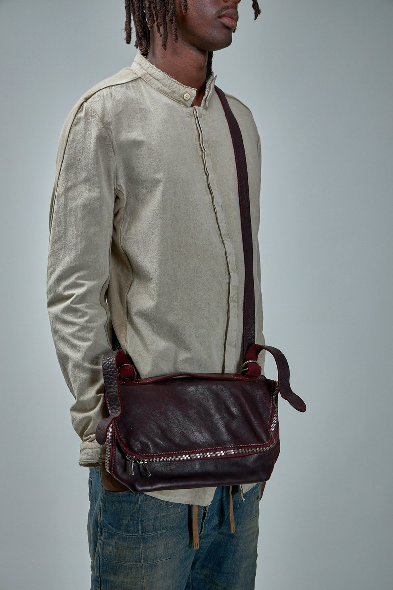 Guidi Messenger Bag Soft Horse Full Grain outlook
