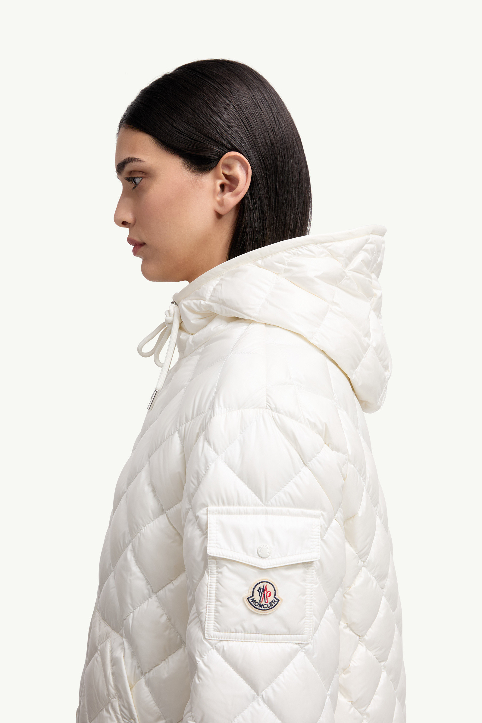 Diamond-Quilted Hooded Short Down Jacket - 4