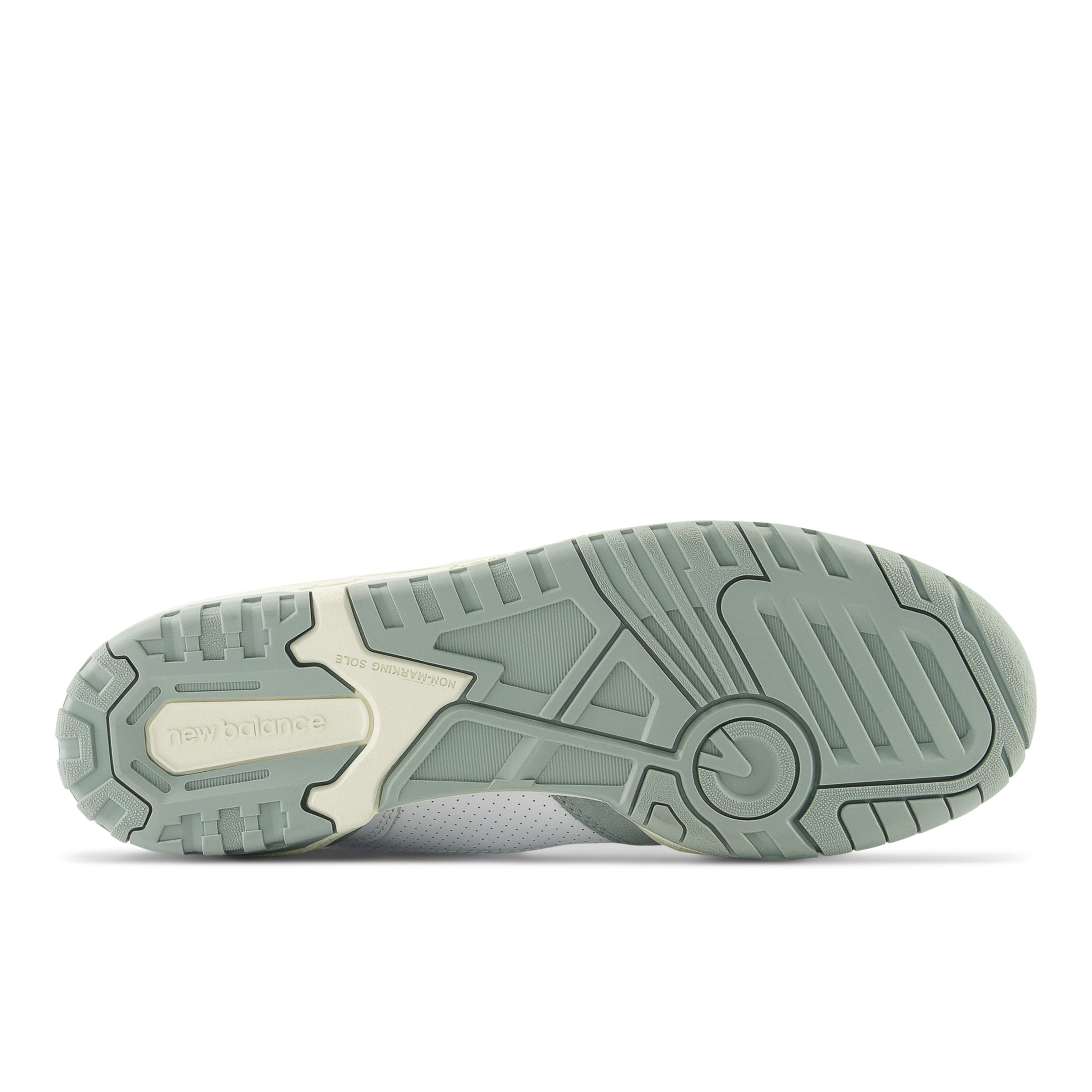 New Balance 550 | REVERSIBLE