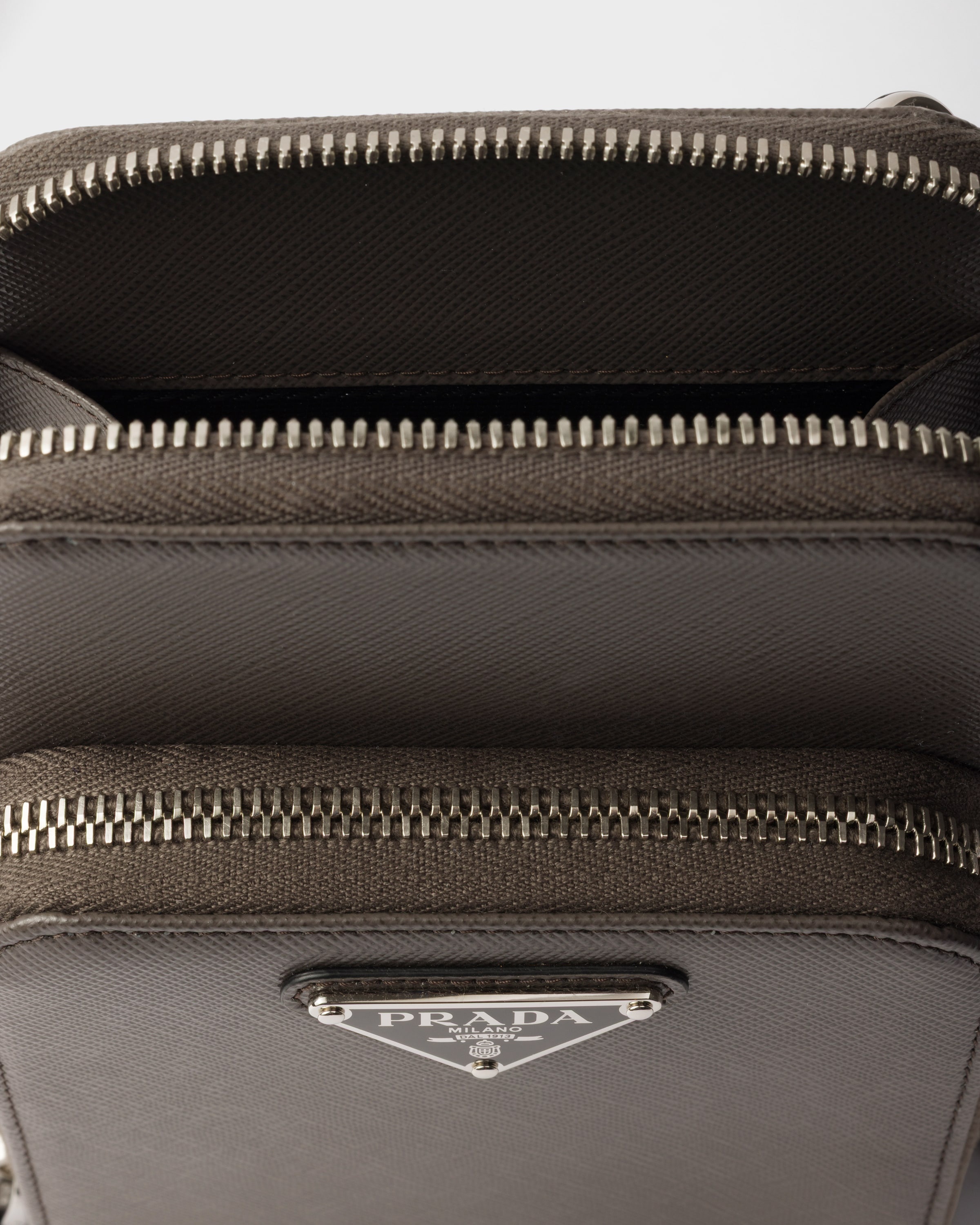 Saffiano leather smartphone case - 3
