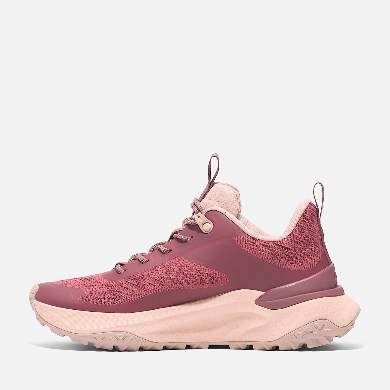 Women's Motion Access Low Lace-Up Sneaker - 8