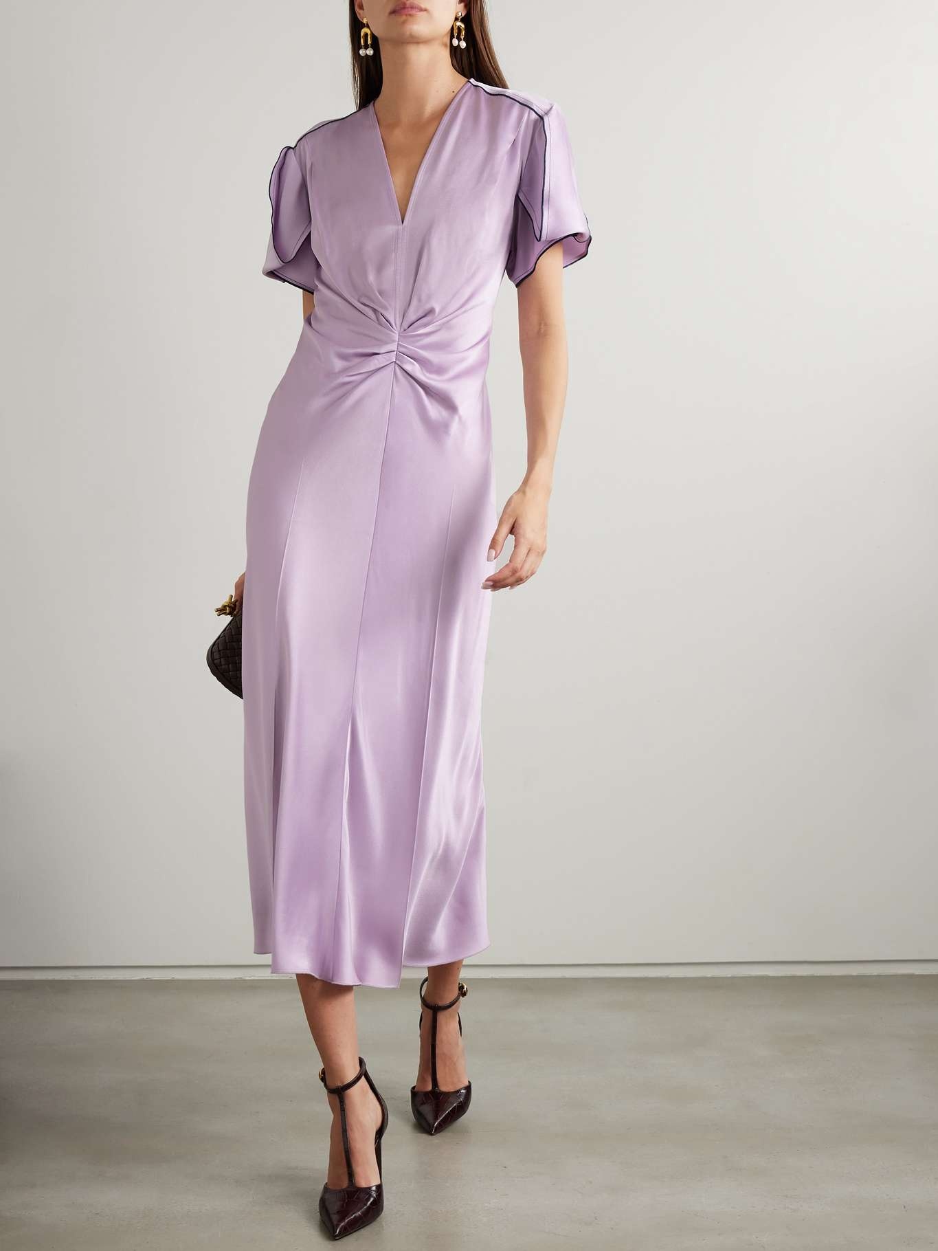 ワンピースその他 Victoria Beckham Petunia-coloured midi dress with ruffles Victoria Beckham Petunia-coloured midi dress with ruffles