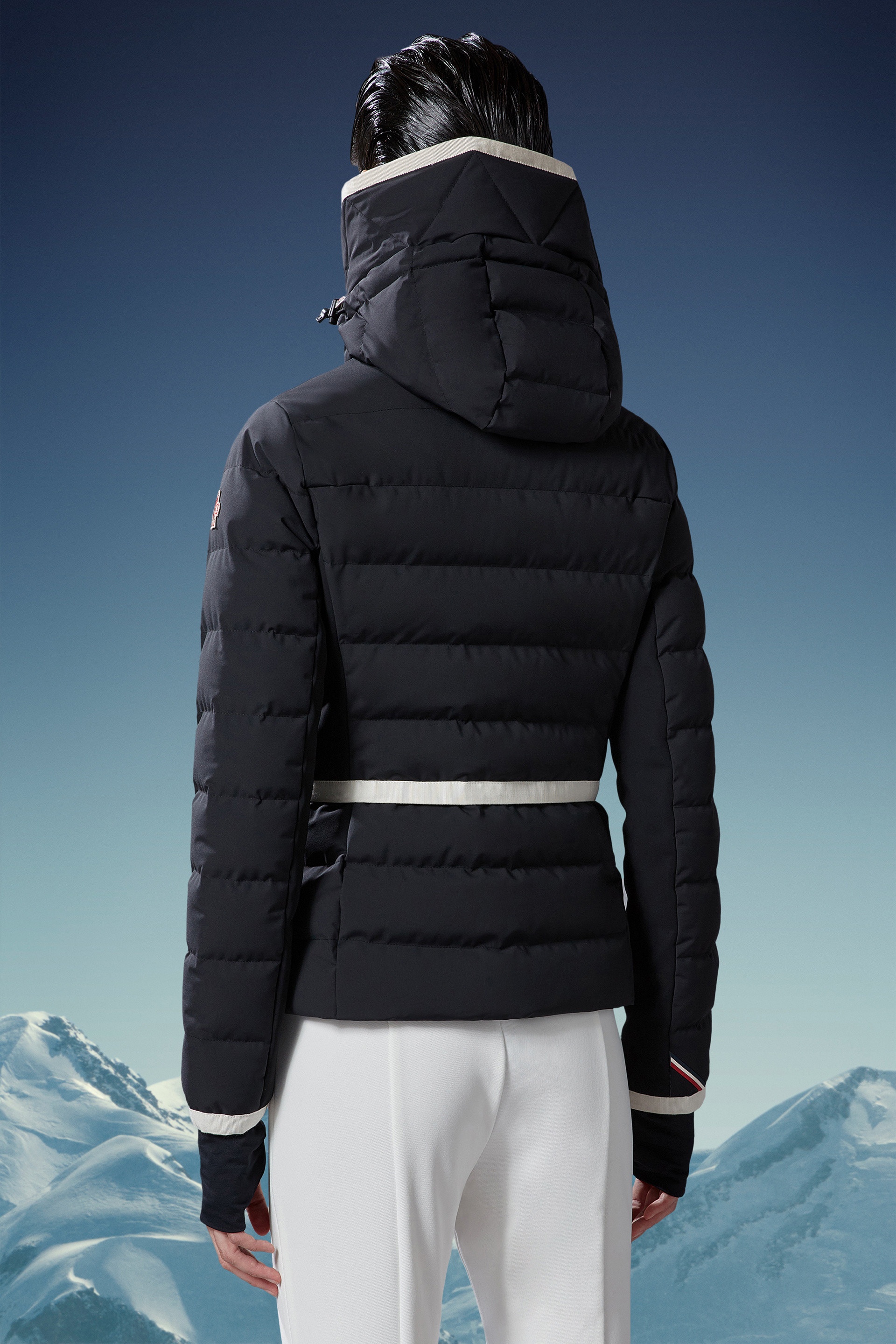 【送関込】MONCLER☆Lamouraダウンスキージャケット Black Lamoura Hooded Down Ski Jacket - Short Down Jackets