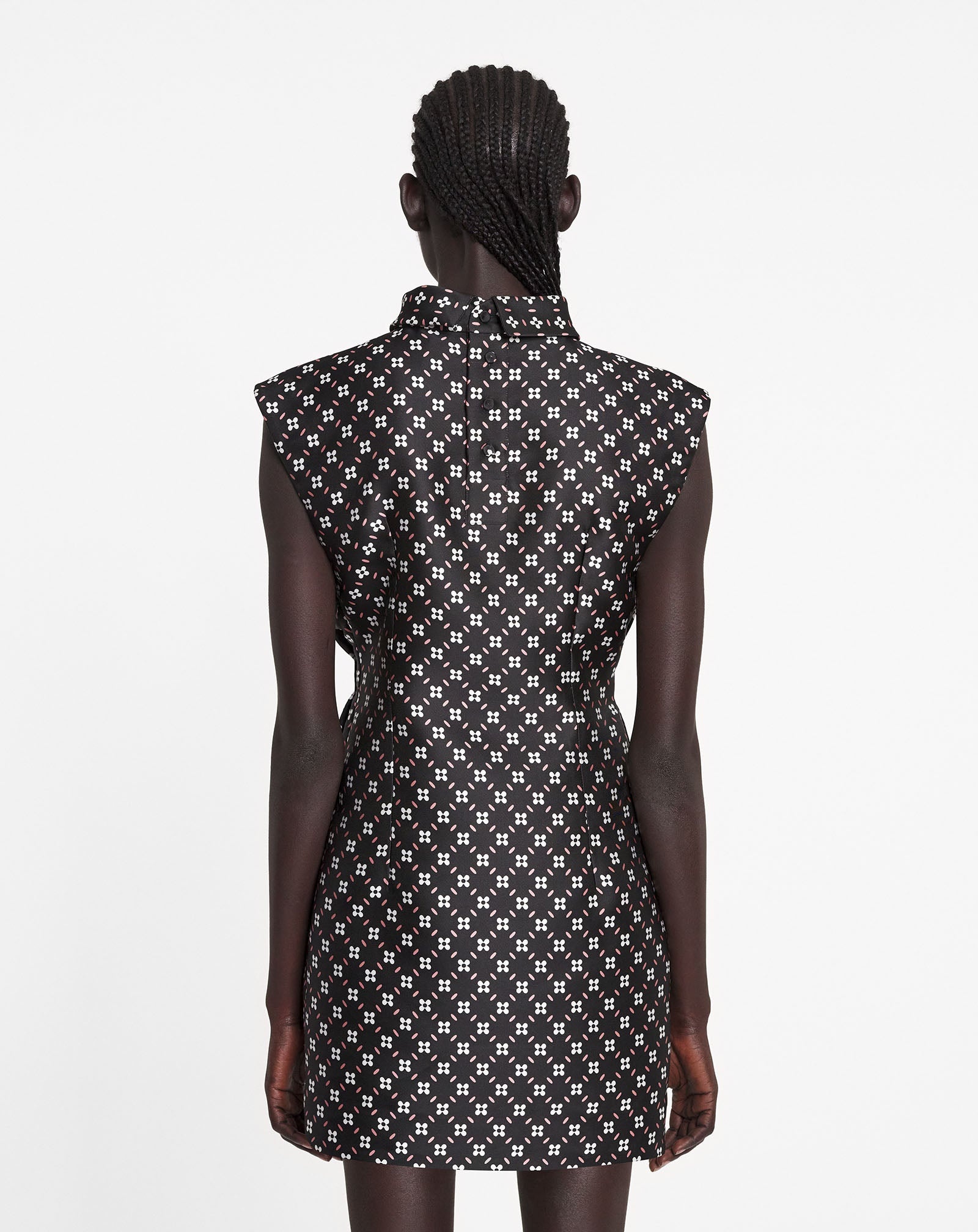 SHORT FITTED DRESS - 4