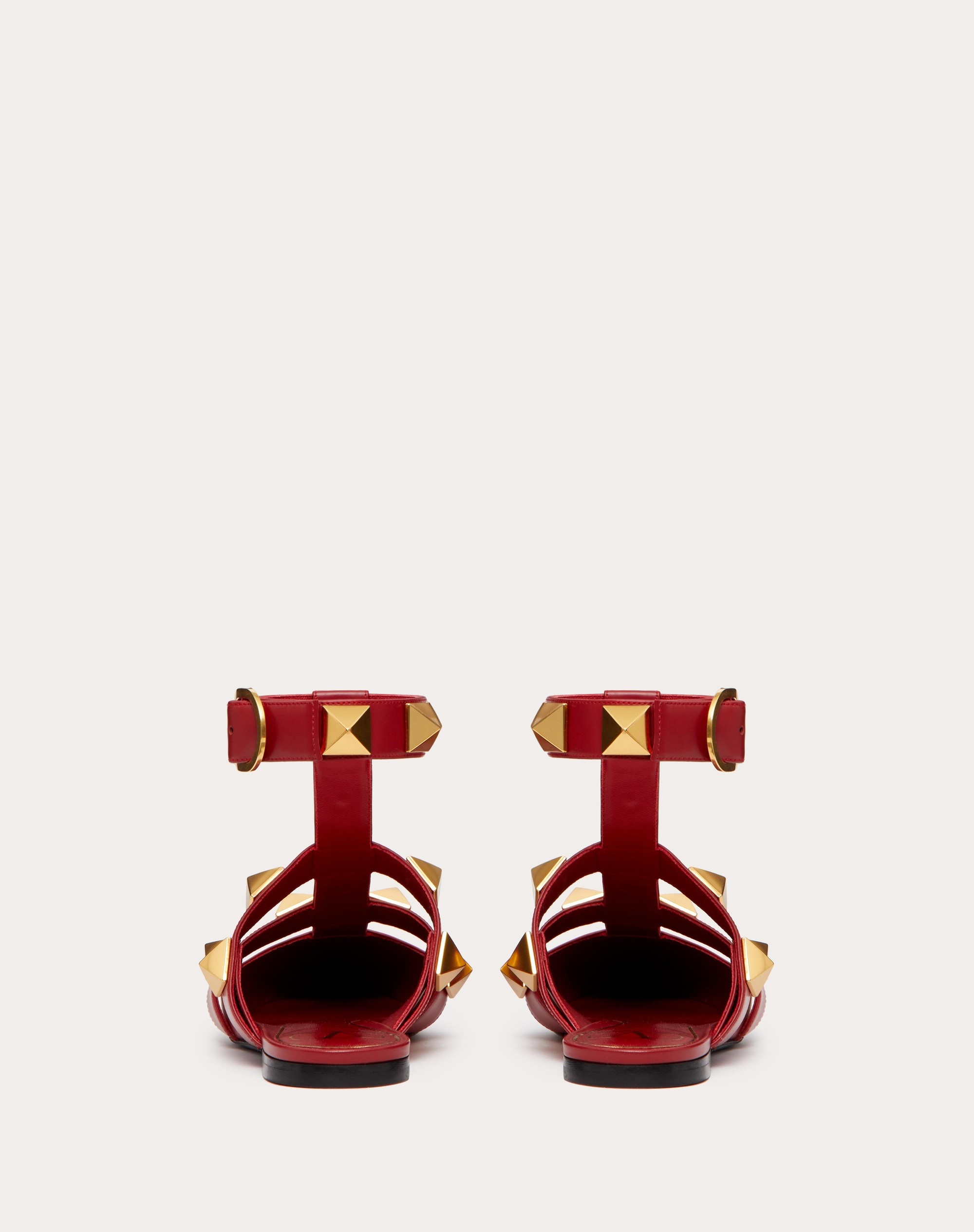 VALENTINO の靴♪ ★ BALLERINA ROMAN STUD★ 多色 Valentino Garavani Roman Stud Ballet Flats | Red | FARFETCH