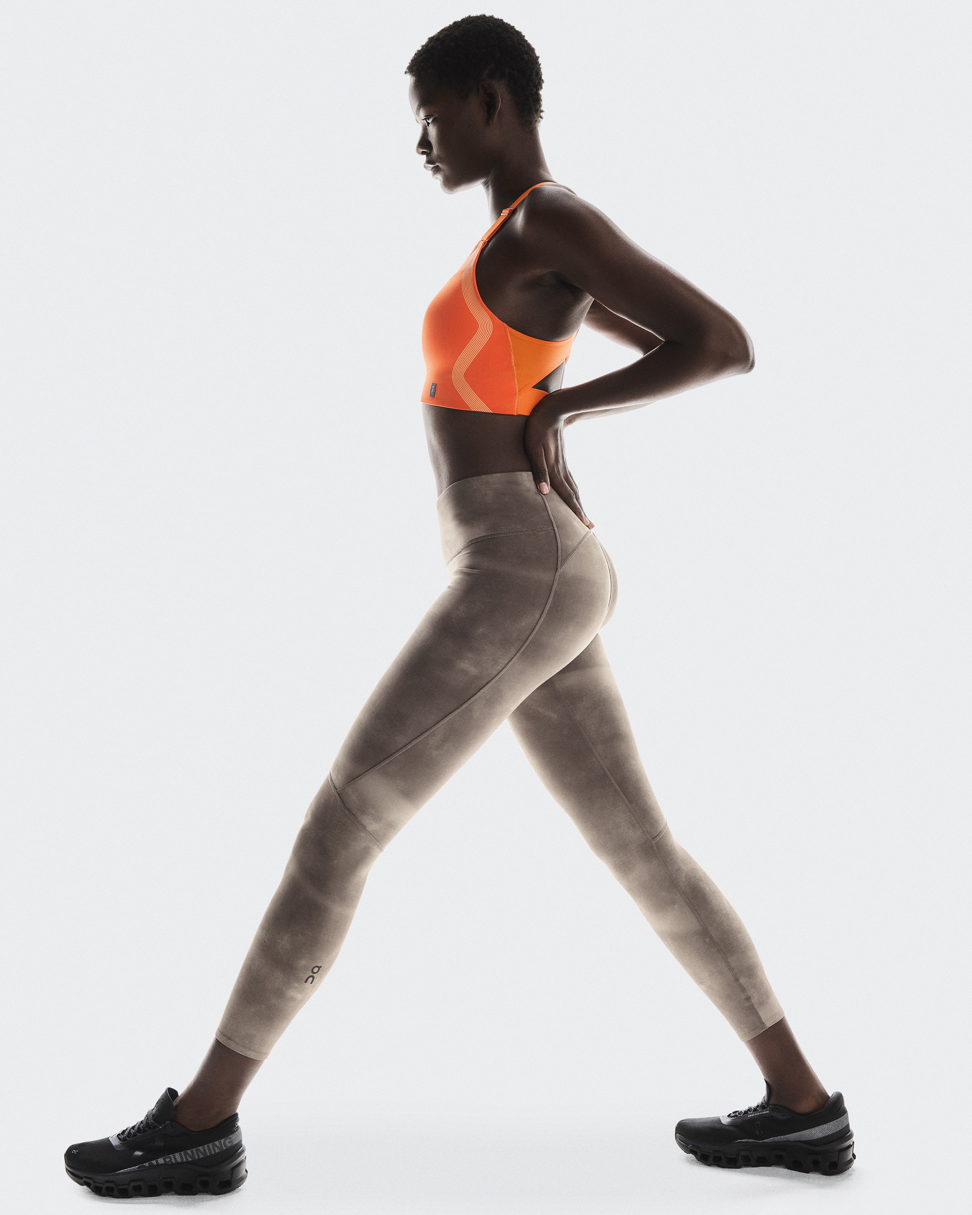 Performance Tight 7/8 AOP - 3