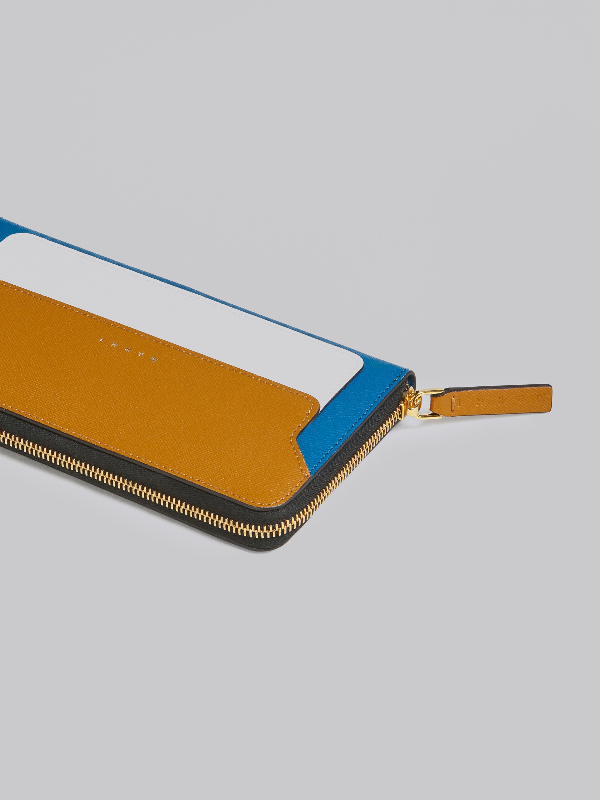 BROWN WHITE AND BLUE SAFFIANO LEATHER ZIP-AROUND WALLET - 3