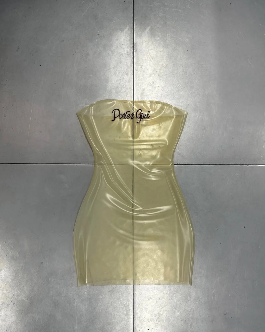 THE SIGNATURE BANDEAU DRESS CLEAR - 1